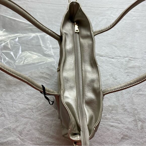 La Terre New With Tags Metallic Pale Gold Purse - Picture 5 of 13